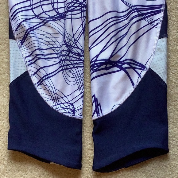 Under Armour Compression Crop Leggings Size XS - Picture 5 of 7